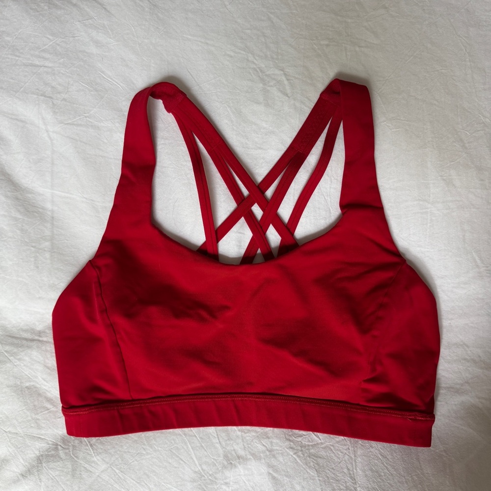 Lululemon Free to be Serene Bra size 6